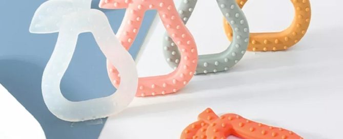 Bpa Free Food Grade silicone baby chewing teether Teething Soothing Molar chewing toys teether