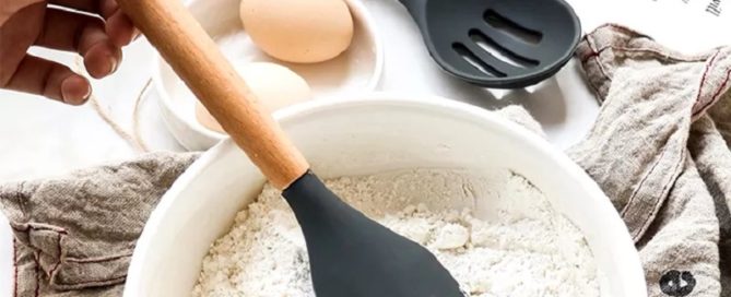 Silicone Kitchen Utensils Set 12 Wooden Cooking Utensils Set Silicone Heat Resistant Spatula Set Kitchen Accessories Gadgets