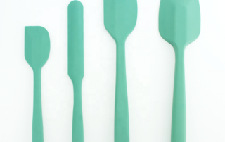 Non Stick Baking Cooking Utensil Silicone Scraper Spatula Food Grade Silicon Spatula Bakery Silicone Sprinkle Cream Scraper