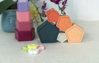 Customized Kids Funny bath toys Educational Nesting Silicone Building Set silicone Baby 5 Stacking Cups Toy