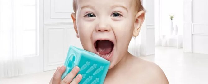 Food Grade Grasp Bricks Educational Toy Baby Rubber Soft Silicone Building Blocks Silicone Toy OEM