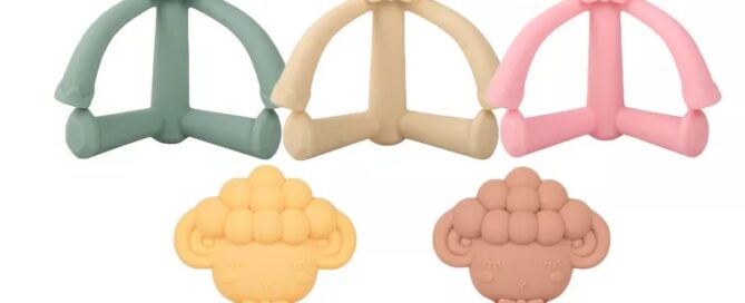 Food Grade New Teething Toys BPA Free Never Drop Wrist Silicone Teether Baby silicone animals