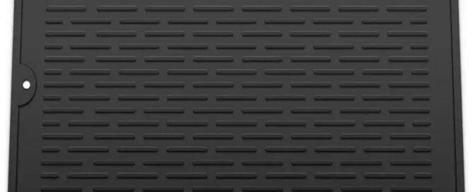 Non-Slip Silicone Dish Drying Mat heat resistant Silicone Protector pad for Kitchen Countertops