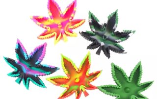 Smoking Bowl Accessory Silicone Pot Maple Leaf Trays Cigarette Ashtray With Tapping Center