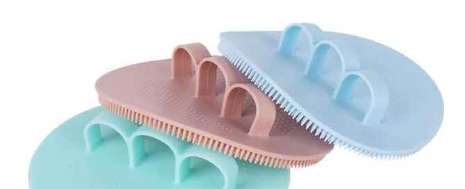 Soft Exfoliating Scrubber Brush Silicone Bath Shower Body Brush Dry Skin Brushing Glove Loofah