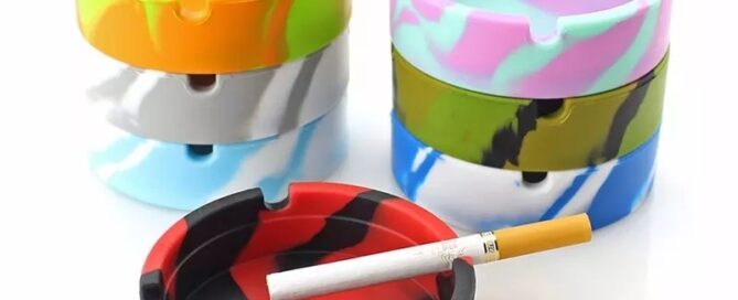 Unbreakable Silicone Ashtray Smoking Accessories Cigar Ashtray Silicone Round Square Ashtray For Indoor