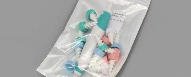 Soft Safe Silicone Ear Wax Earwax Removal Tool with 16 Tips Spiral Smart Ear Cleaner