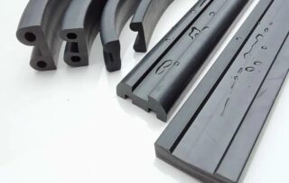 Black fluorine rubber solid round strip oil-resistant sealing NBR rubber rope neoprene rubber strips