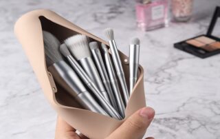 Travel Makeup Brush Holder Magnetic Anti-fall Out Silicon Portable Cosmetic Face Brushes Holder