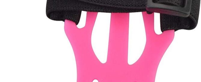 Rubber Archery Arm Guard Youth 2-strap Arm Protector Rubber Forearm Safe Protective Gears
