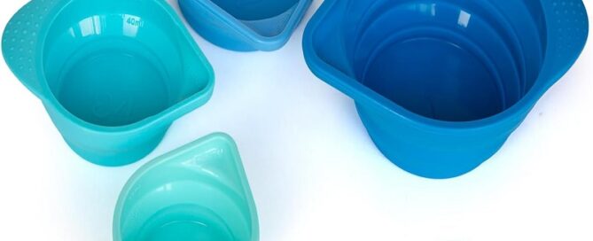 Collapsible Silicone Measuring Cups Portable Measuring tools with Engraved Metric Rubber Tool Handle Dip