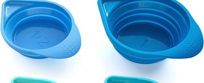 Collapsible Silicone Measuring Cups Portable Measuring tools with Engraved Metric Rubber Tool Handle Dip