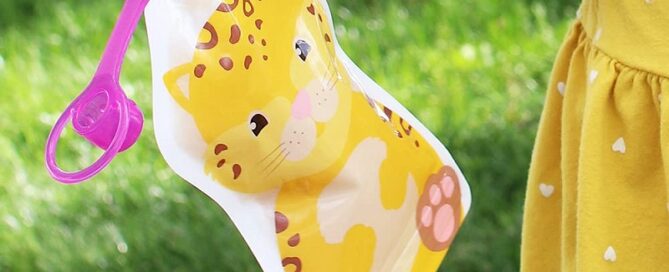 Food Pouch Top No Spill Flow Control Silicone Valve Protects Childs Silicone Mouth