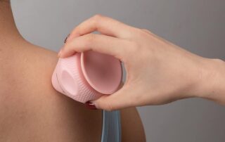 Silicone Pressure Roller Mountable Massage Therapy Tool Suction Cup Wall Massage Tool for Sore Muscles