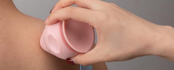 Silicone Pressure Roller Mountable Massage Therapy Tool Suction Cup Wall Massage Tool for Sore Muscles