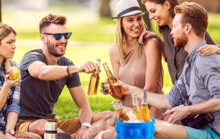 Silicone Ice Cube Mold, Silicone Ice Bucket with Lid Easy-Release Ice Cube Maker for Frozen Beverage