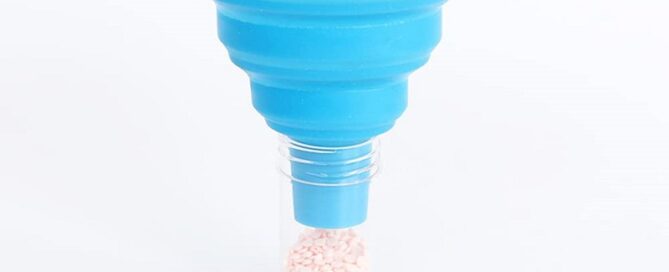 Foldable Mini Silicone Funnel Hopper Kitchen Water Filler Tool for Storage Oil Liquid