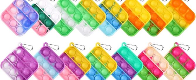 Pop Keychain Basket Mini Silicone Sensory Fidget Toys Silicone Filler Tool Party Favors For Kids