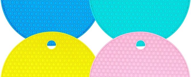 Rubber Jar Opener Honeycomb Pads Jar Opener for Weak Arthritic Hands Heat Resistant Trivet Mat