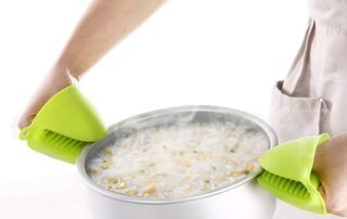 Silicone Cooking Pinch Grips Oven Mitts Potholder for Kitchen Cooking and Baking