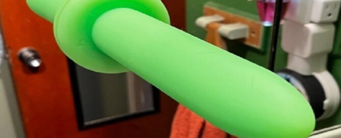 Silicone Professional Pelvic Floor Muscle Exerciser Strengthens Muscles Flexibility Bladder Control Tool
