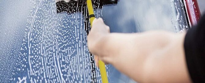 Notched Rubber Squeegee Rubber Broom Carpet Rake Silicone Squeegee for Removing Duster Windows Cleaning