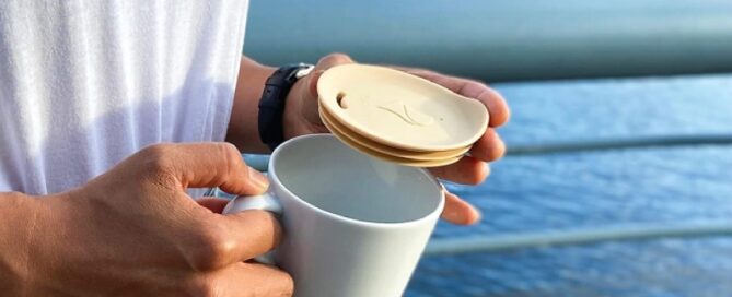 Reusable Coffee Cup Silicone Lid Dishwasher-Safe Ceramic Travel Mug Lid Keeps Hot Cups