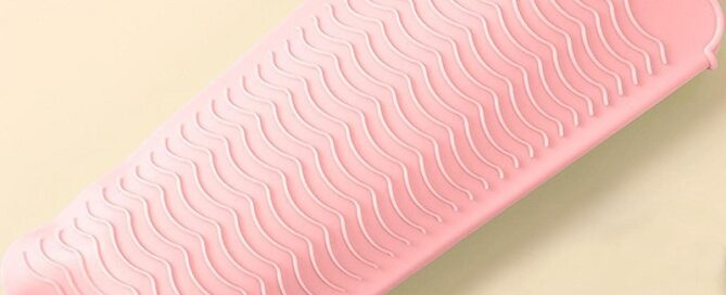 Silicone Mat for Hair Tools Curling Iron Mat Cover Heat Resistant Mat Pouch for Flat Iron