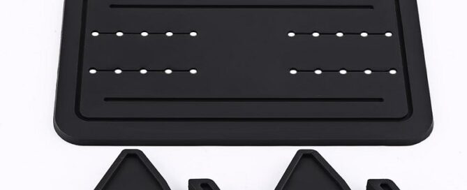 Silicone Car Cell Phone Holder Dashboard Anti Slip Vehicle GPS Mount Stand Universal Cellphone Mounting Pad