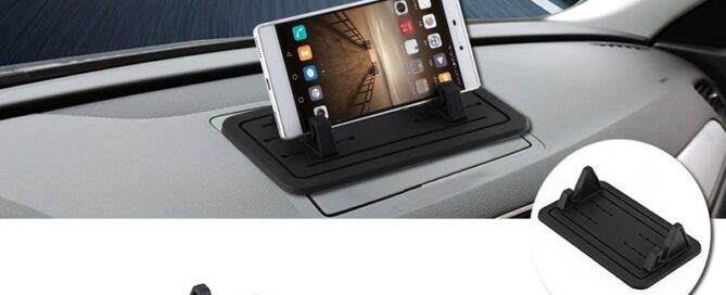 Silicone Car Cell Phone Holder Dashboard Anti Slip Vehicle GPS Mount Stand Universal Cellphone Mounting Pad