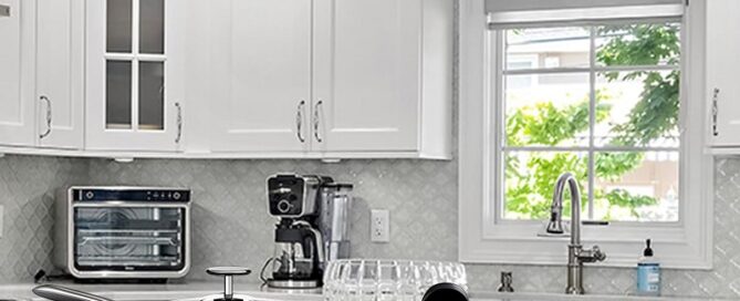 Thick Silicone Mats for Kitchen Counter Non-Slip Waterproof Large Countertop Protector Mat Heat Resistant