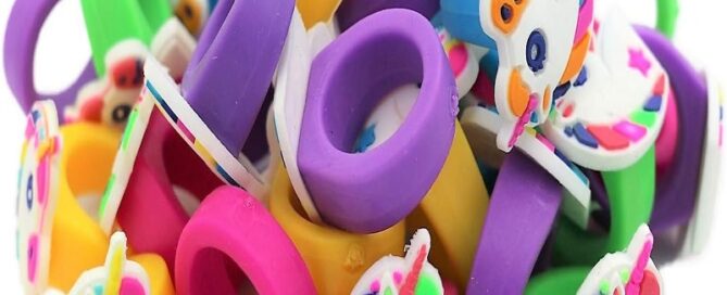 Cool Colorful cartoon Horse Rubber Rings for Girls Great for Party Favor Magical Rubber Ring