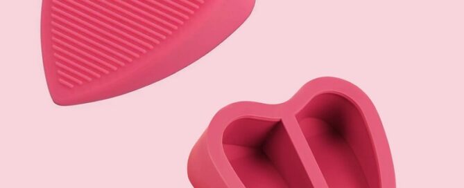 Heart Shaped Rubber Door stops Wall Protectors and Reduce Noise Door Stops Door Wedge Door Holders