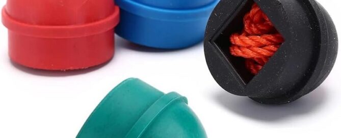 Pool Chalk Holder with Cord String Rubber Chalk Tip Cubes Organizer for Billiard