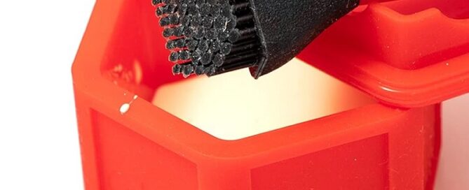 Silicone Glue Pod with Sealable Lid Silicone Glue Brush Holder Silicone Glue container