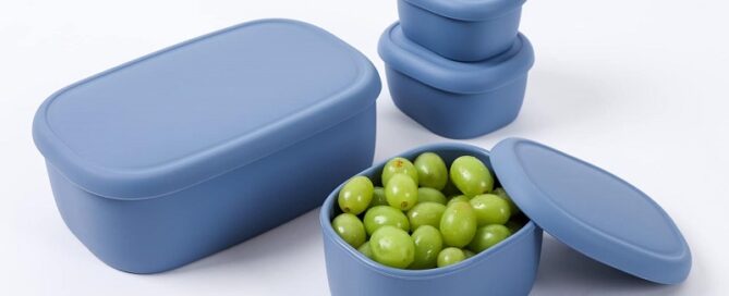 BLUE Nesting Silicone Containers Hard-Shell Silicone Food Storage Containers