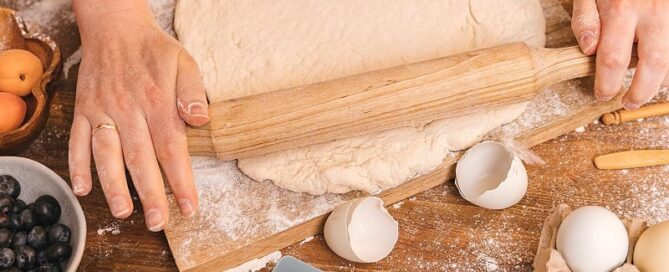 Silicone Dough Bowl Scrapers Multifunctional Silicone Pastry Scrapers Silicone Trowel & Scraper