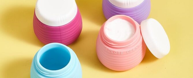 Leak-Proof Travel Containers for Toiletries 50ml Travel Silicone Cosmetic Cream Jars
