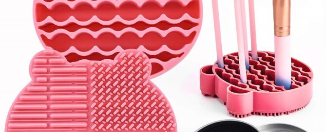 Silicon Makeup Brush Cleaner Mat with Brush Drying Cosmetic Brush Cleaning Pad And Dry Cleaned