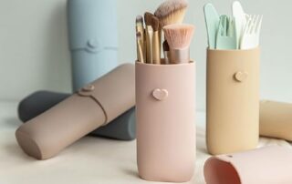 Silicone Makeup Brush Holder Travel Anti-Fall Out Cover Portable Makeup Cosmetic Pouch