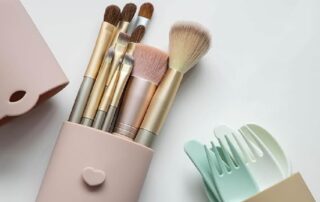 Silicone Makeup Brush Holder Travel Anti-Fall Out Cover Portable Makeup Cosmetic Pouch