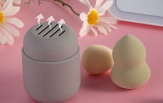Silicone Makeup Sponge Container Beauty Sponge Jar with Double-Sided Vent Design for Quick Drying