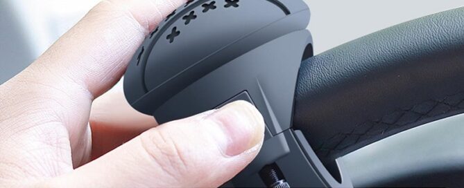 Steering Wheel Spinner Steering Wheel Knob Silicone Car Power Handle Steering Wheel Spinner