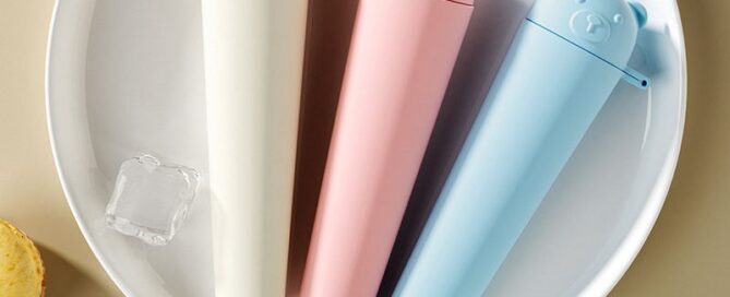 BPA Free Silicone Ice Pop Molds with Leakproof Lids Reusable DIY Popsicle Molds for Kids Molding Silicone Rubber Parts