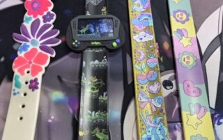 A Fashionable and Functional New Wrist Favorite Silicone Snap Bands