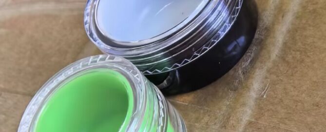 Silicone Insert for Plastic CSilicone Insert for Plastic Cosmetic Containersosmetic Containers