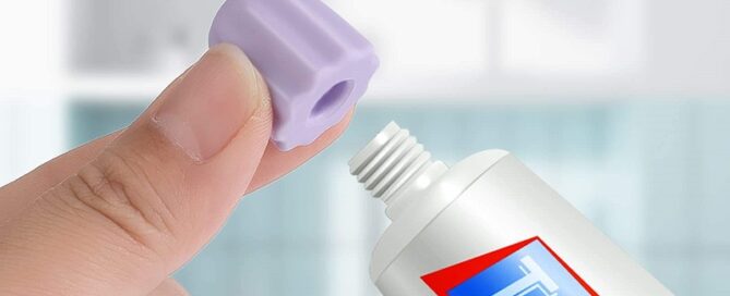 Food Grade Silicone Toothpaste Cap Self-Closing Toothpaste Silicone Squeezer Dispenser for Bathroom