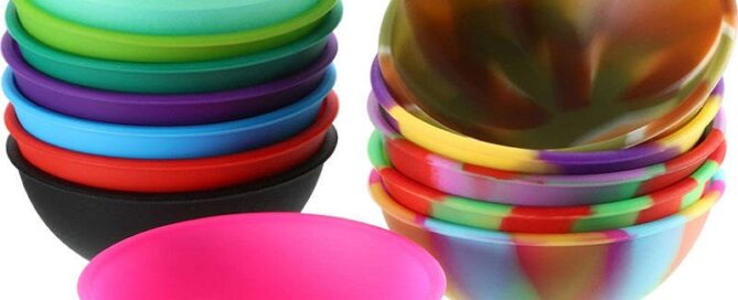 Heat-Resistant Mini Silicone Pinch Bowls – Multicolor Reusable Snack Bowls, Non-Slip Condiment Cups for Sauce, Dip, Meal Prep, & Cooking